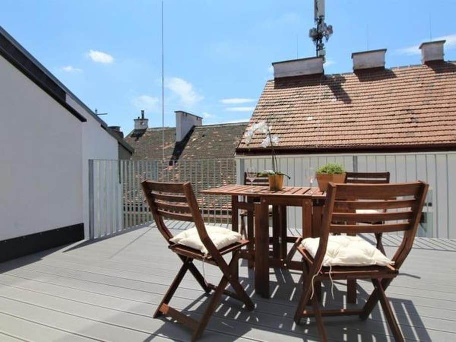 Luxury 2-Floor Rooftop Apartment With Terrace In The City Center Wien Eksteriør bilde
