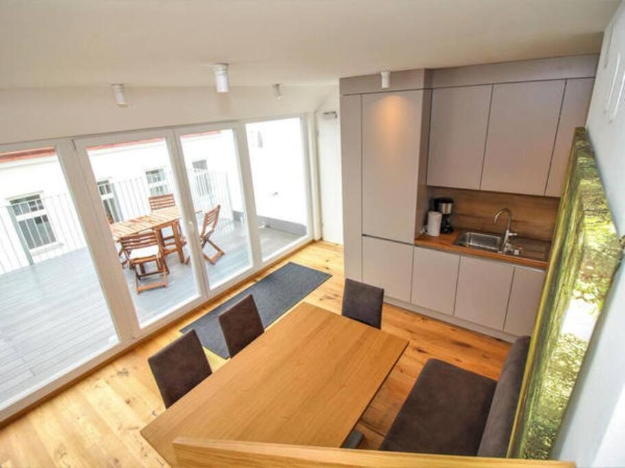 Luxury 2-Floor Rooftop Apartment With Terrace In The City Center Wien Eksteriør bilde