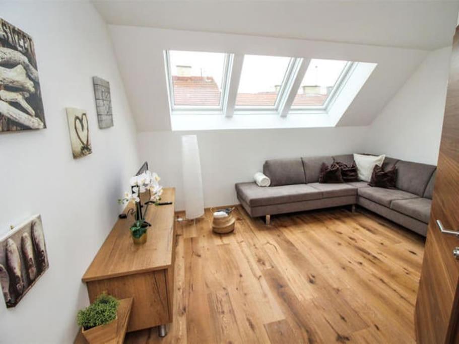 Luxury 2-Floor Rooftop Apartment With Terrace In The City Center Wien Eksteriør bilde